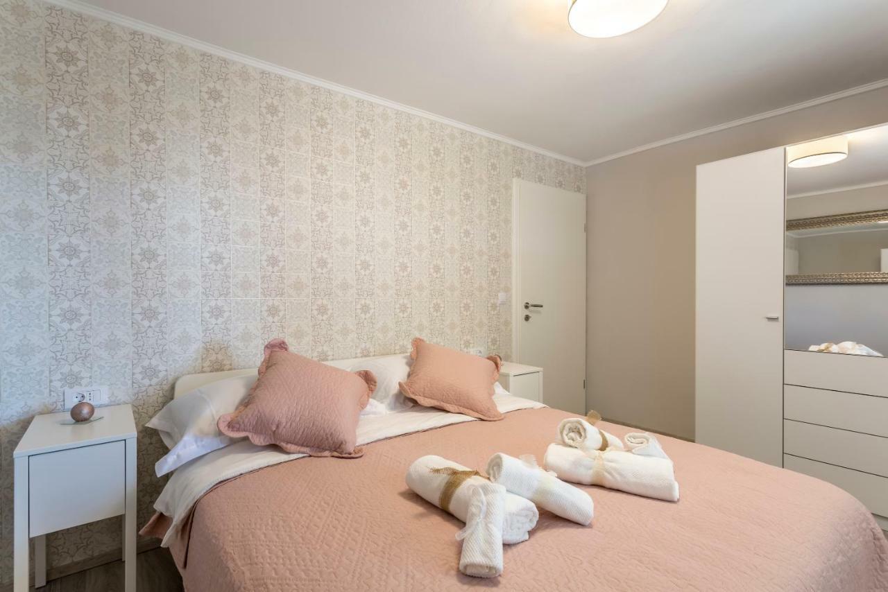 Luxury Apartment Beyond Stobreč Kültér fotó